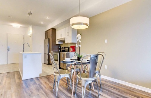 Kanata Lakes - Marchwood Lakeside - Morgan's Grant - Kanata Apartment | 1BR Retreat with Terrace near Canadian Tire Centre