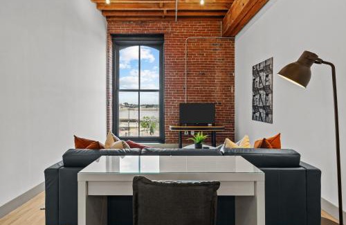 Downtown St. Louis Apartment | 1BR Riverfront Loft-Parking-G208