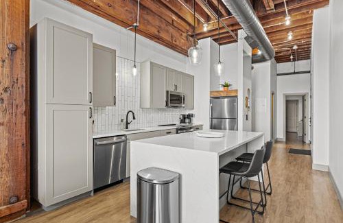 Downtown St. Louis Apartment | 1BR Riverfront Loft-Parking-G208
