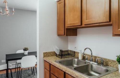 Lake View East Apartment | 1BR Stylish Apartment, Perfect for Getaway - Oakdale 201