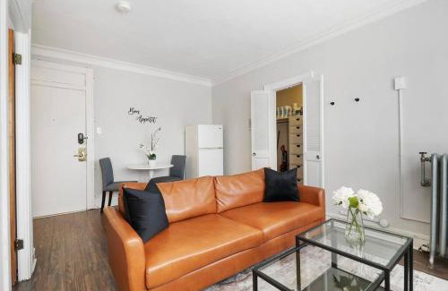 Hyde Park Apartment | 1BR Stylish & Modern Chicago Apartment - Kenwood 508 rep
