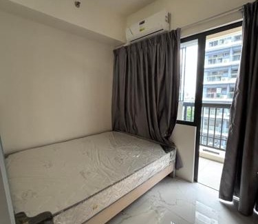 Tambo Hotel | 1BR Sunnyplace Near Airport