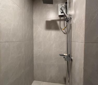 Tambo Hotel | 1BR Sunnyplace Near Airport