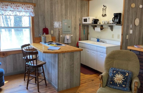 Brevard Cabin | 1BR Woodspirit's Retreat