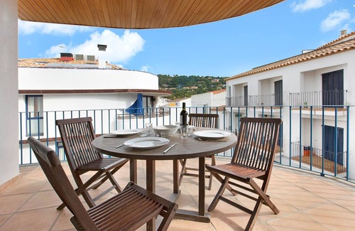 Llafranc Apartment | 1KIM 01 - Nice apartment located in the center of Llafranc, just 50m from the beach.
