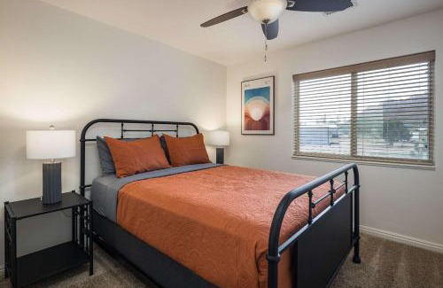 Moab South Valley House | 1L Top Floor Moab RedCliff Condo POOL & HOT TUB