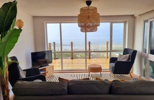 Marazion House | 1Rosemount -Marazion - Iconic view of St Michaels Mt, Sea, Beach, 2xParking, Netflix Prime