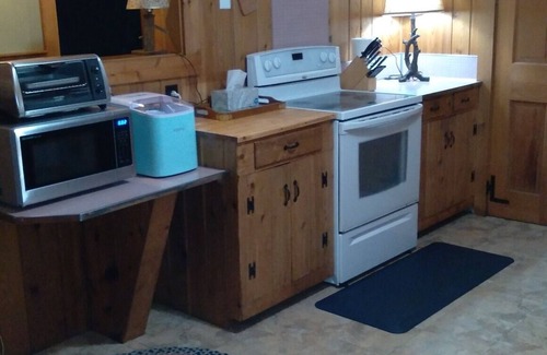 Pittsburg Cabin | 1st Connecticut Lakefront Camp - Tell me S'more Please!