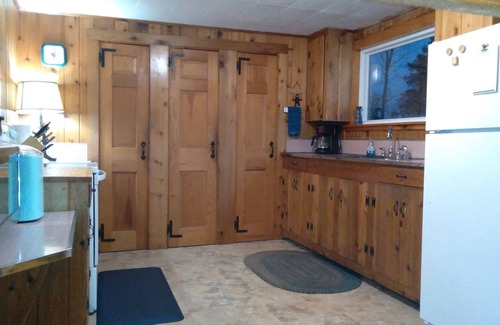Pittsburg Cabin | 1st Connecticut Lakefront Camp - Tell me S'more Please!
