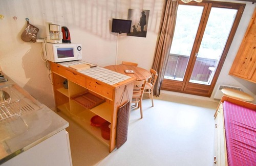 Valloire Apartment | 1st floor, balcony, parking, ski locker, 19m², Valloire