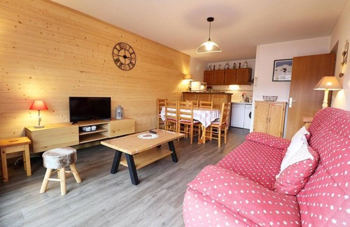 Les Gets Apartment | 1st floor, balcony, tv, ski locker, 45m², Les Gets