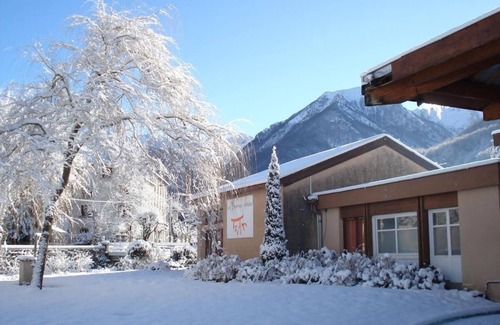 Aulus-les-Bains Apartment | 1st floor, view forest, fitness, swimming pool, parking, tv, 34m², Guzet