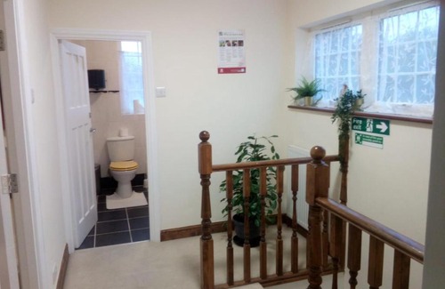 London Borough of Hounslow Apartment | 1st Gold Accommodation