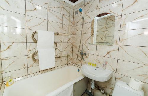 Sukhinovka Apartment | 2 кімнатні квартири на Каштановій Алеї. Мережа AlexApartments. Безконтатне заселення 24/7
