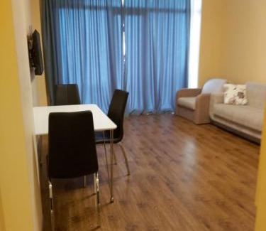 Makhinjauri Apartment | 2-х комнатная квартира на берегу моря Колхида