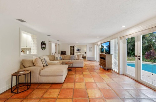 The Cove House | 2/2 salt water pool home with king beds