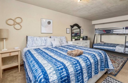 Layton Villa | #2, 30% off Rental Car, Pool Spa Gym, 0 Fees, Crib