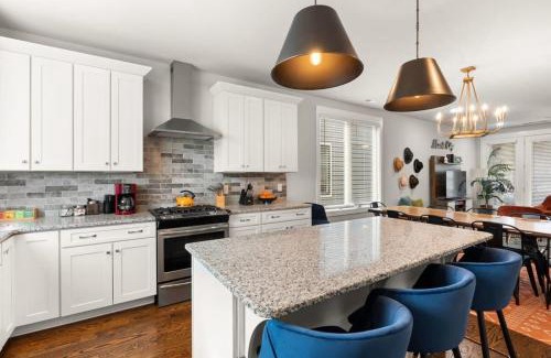 South Nashville House | 2 5 Miles to Dwntn Rec Room Geodis right behind