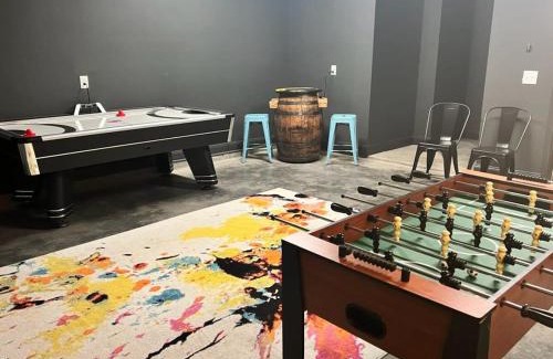 South Nashville House | 2 5 Miles to Dwntn Rec Room Geodis right behind