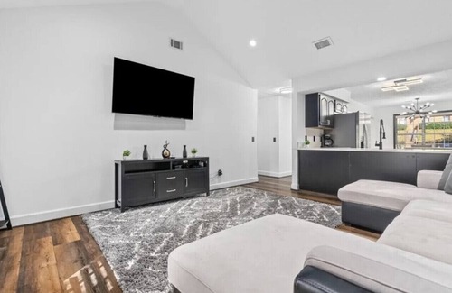 Auburn House | 2.5mi to Stadium/Arena. Close to AU Club Golf. Easy access from I-85