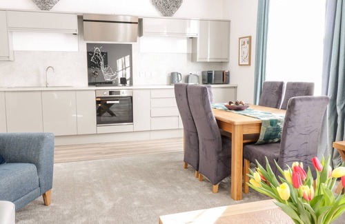 Kelso House | 2 ABBEY ROW, family friendly, character holiday cottage in Kelso
