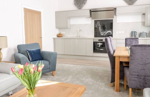 Kelso House | 2 ABBEY ROW, family friendly, character holiday cottage in Kelso