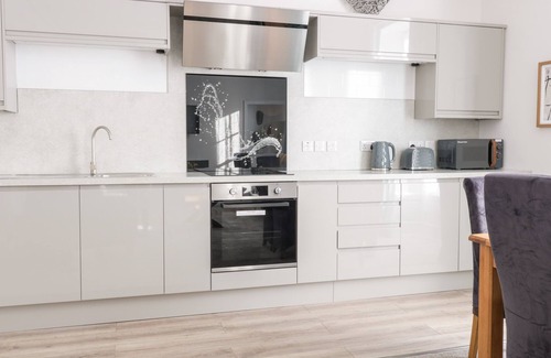 Kelso House | 2 ABBEY ROW, family friendly, character holiday cottage in Kelso