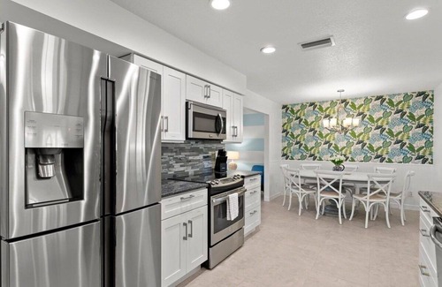 Bradenton House | 2 Amazing Side by Side Houses | Sleeps 21