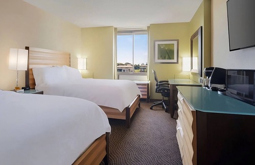 San Jose Hotel | 2 Appealing Units, with Pool! Near Peralta Adobe Fallon House Historic Site!