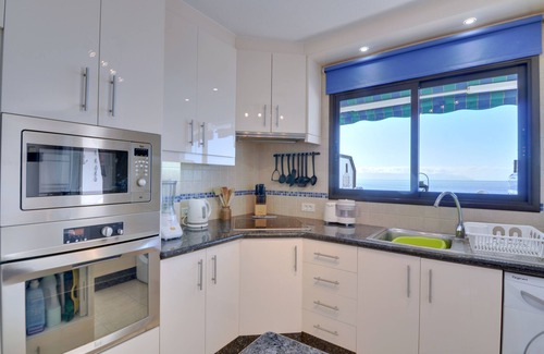 Los Gigantes Apartment | 2 Bed 2 Bath Apartment with Fantastic Sea and Cliff Views in Tamara