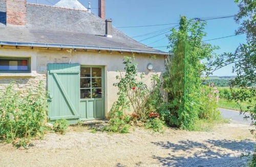 Saint-Jean-des-Mauvrets House | 2 bedroom accommodation in St Jean des Mauvrets