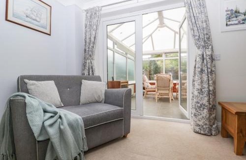 Dorchester House | 2 Bathsheba Terrace