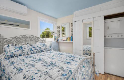 Harwich Port House | 2 Bayberry Road Harwich Port Cape Cod - Cranberry Cottage