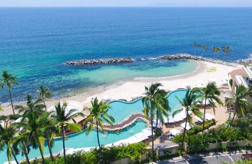 South Shore Hotel Area Apartment | 2 BD Beach Suite - Luxury 5-Star Resort and Spa, Garza Blanca, Puerto Vallarta