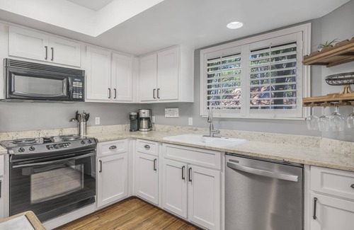 Miramar Beach Cottage | 2 Bd Cottage, Lake Views at Sandestin, Golf Cart