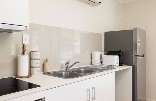 Acacia Ridge Apartment | 2 Bdr Apt! Aircon! Parking! GST Credits! ss12AS2