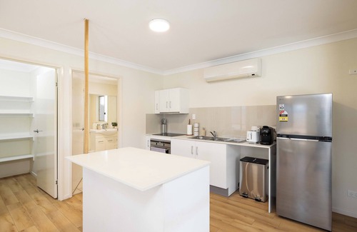 Acacia Ridge Apartment | 2 Bdr Apt! Aircon! Parking! GST Credits! ss12AS2