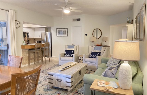 Miramar Beach Cottage | 2 BDR Cottage in Hidden Dunes | Steps to pool | 4 minute walk to beach