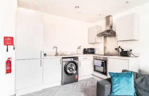 Preston Apartment | 2 BDR Flat By Eason Stays Short Lets & Serviced Accommodation Preston With Free Wifi