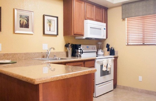 Araby Commons Condo | 2 BDRM Desert Isles of Palm Springs Resort~ NEAR MT SAN JACINTO~ GREAT TRAILS