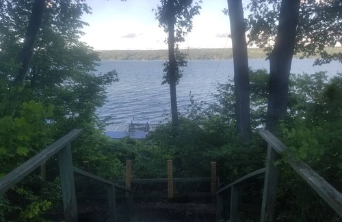 Trumansburg Cabin | 2 bed, 1 bath lake property!