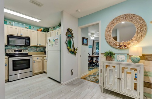 Fernandina Beach House | 2 Bed/2.5 Bath Townhome In Gorgeous Timeless Amelia Island Steps from the Beach