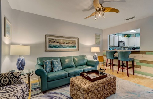 Fernandina Beach House | 2 Bed/2.5 Bath Townhome In Gorgeous Timeless Amelia Island Steps from the Beach