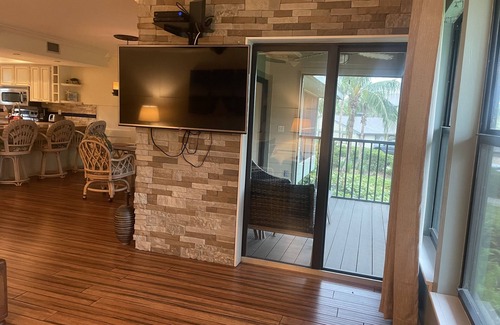 Bokeelia House | 2 bed/2.5 bath Waterfront Condo with 2 pools and great fishing