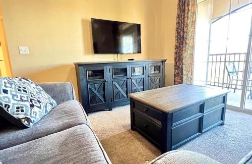 Davenport House | 2 Bed 2 Bath Condo in Tuscana Resort home
