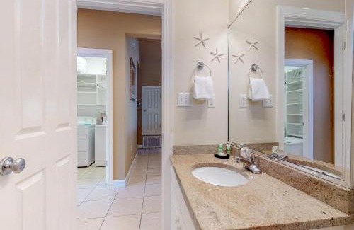 Emerald Waters Village House | 2 Bed 2 Bath Vacation home in Destin