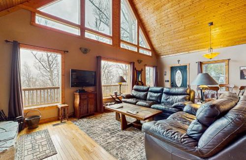 Bryson City House | 2 Bed 2 Bath Vacation home in Bryson City