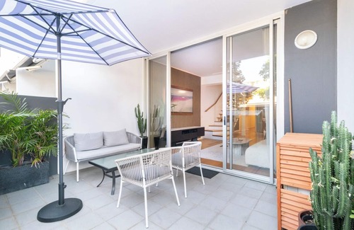 Bulimba Apartment | 2 Bed, 2 Bathroom Garden Apartment on Oxford Street, Bulimba. Brisbane.