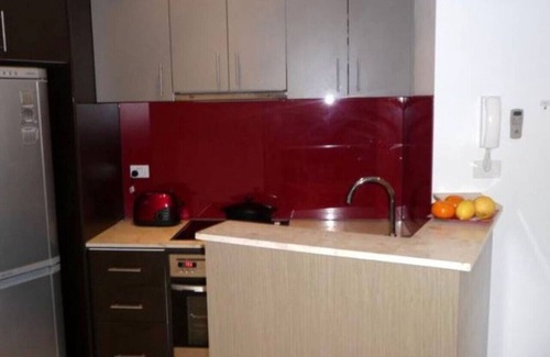 Elwood Condo | 2 Bed 3 Bath Right on the Beach WOW. Great Value.