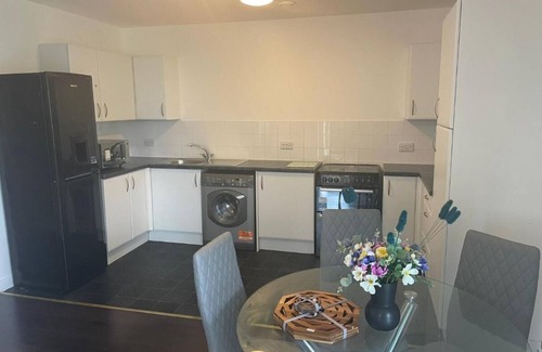 Colyers Apartment | 2 Bed Apartment - Home Away